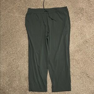 lululemon athletica Dark Green Tapered-Leg Mid-Rise Pant Luxtreme